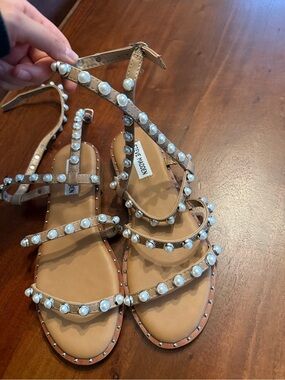 Steve Madden Tan Pearl-Embellished Strappy Sandals